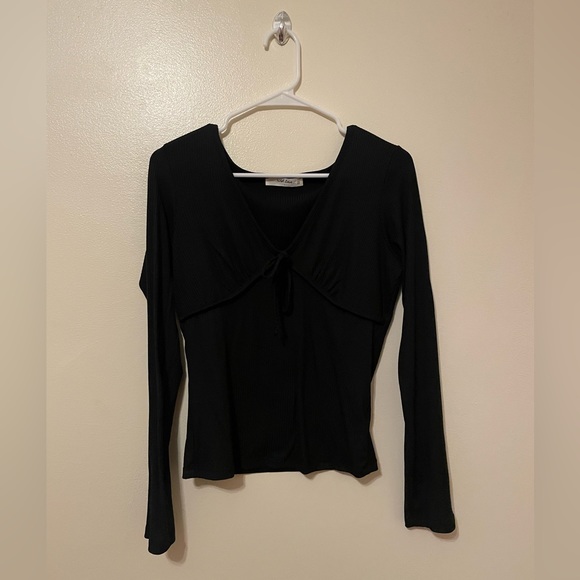 Black Long Sleeve Top - Picture 2 of 3